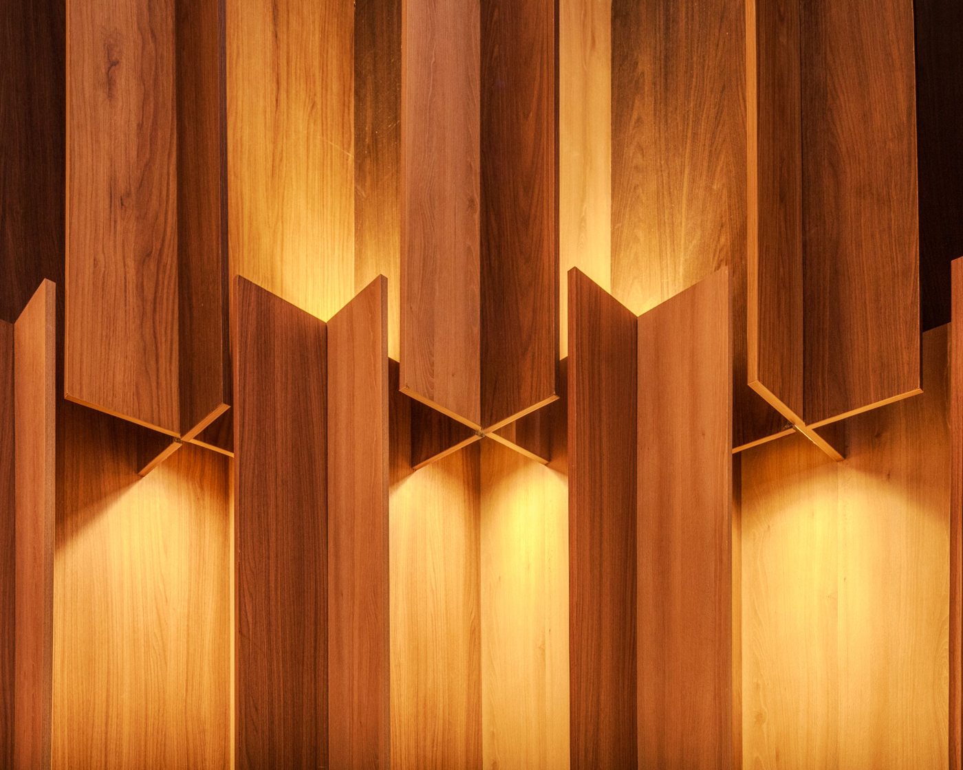 The Interlocking Panel, KLCC Convention Center, Hall 10, booth installation by Kraff (photo 7 of 8)
